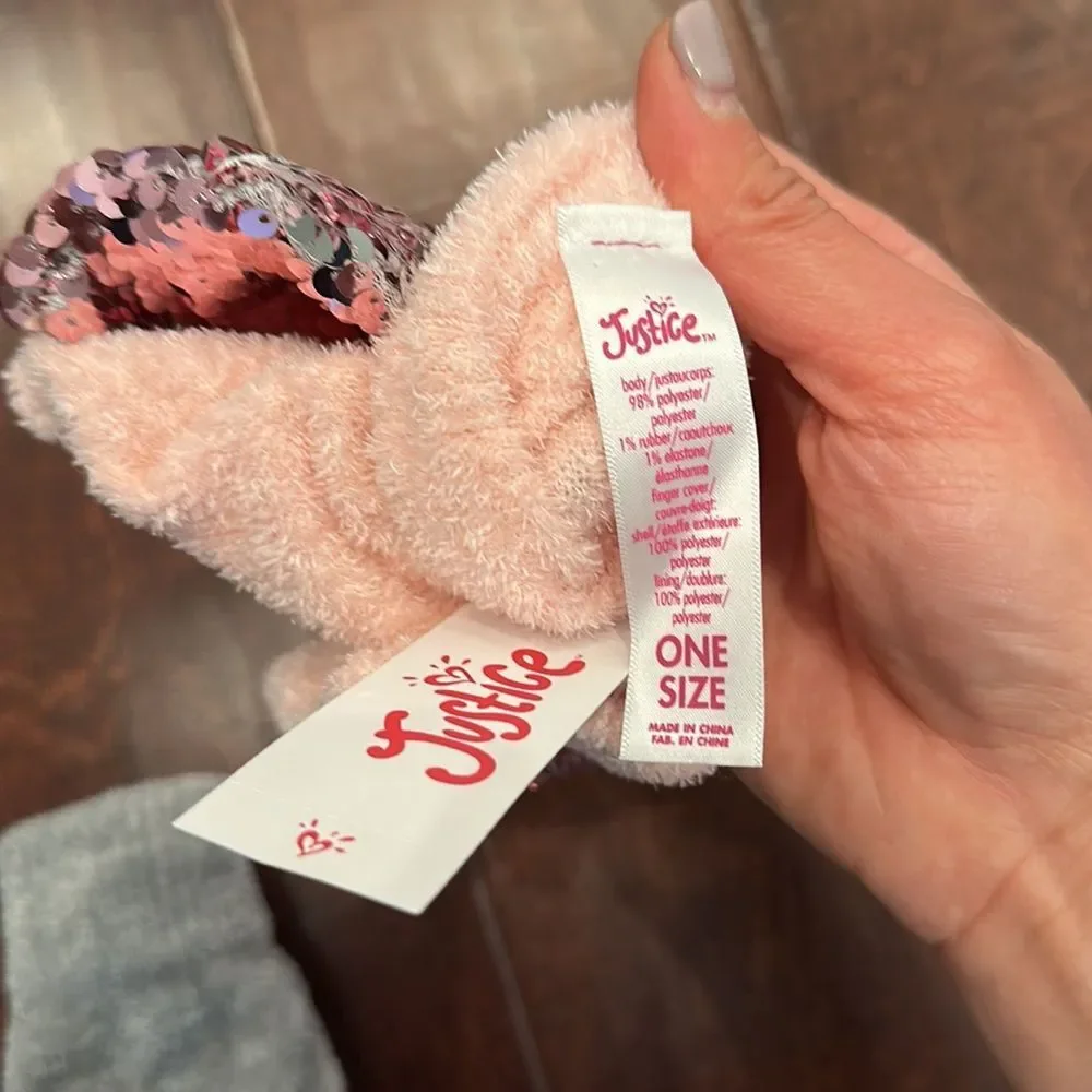 Grey and pink mittens